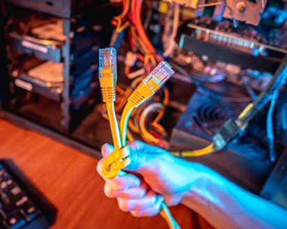 fiber optic cabling companies in Dubai
